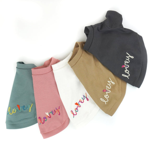 画像をギャラリービューアに読み込む, LOVEY♡刺繍Tシャツ(オフ)